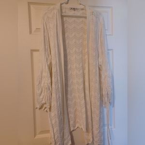 Eight eight eight Womens Size 2X White Chevron Pattern Open Long Cardigan Duster